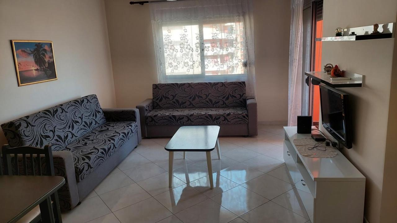 Sweetview 2-Bedroom Apartment With 3 Balcony Seaview Vlore Bagian luar foto