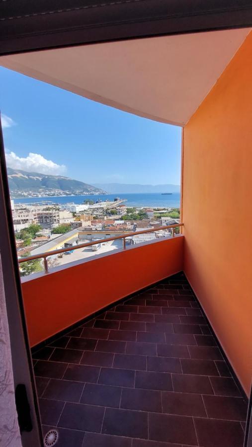 Sweetview 2-Bedroom Apartment With 3 Balcony Seaview Vlore Bagian luar foto